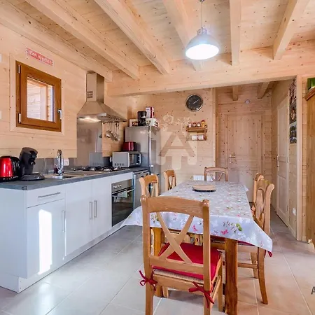 Chalet L'estive Dom wakacyjny *